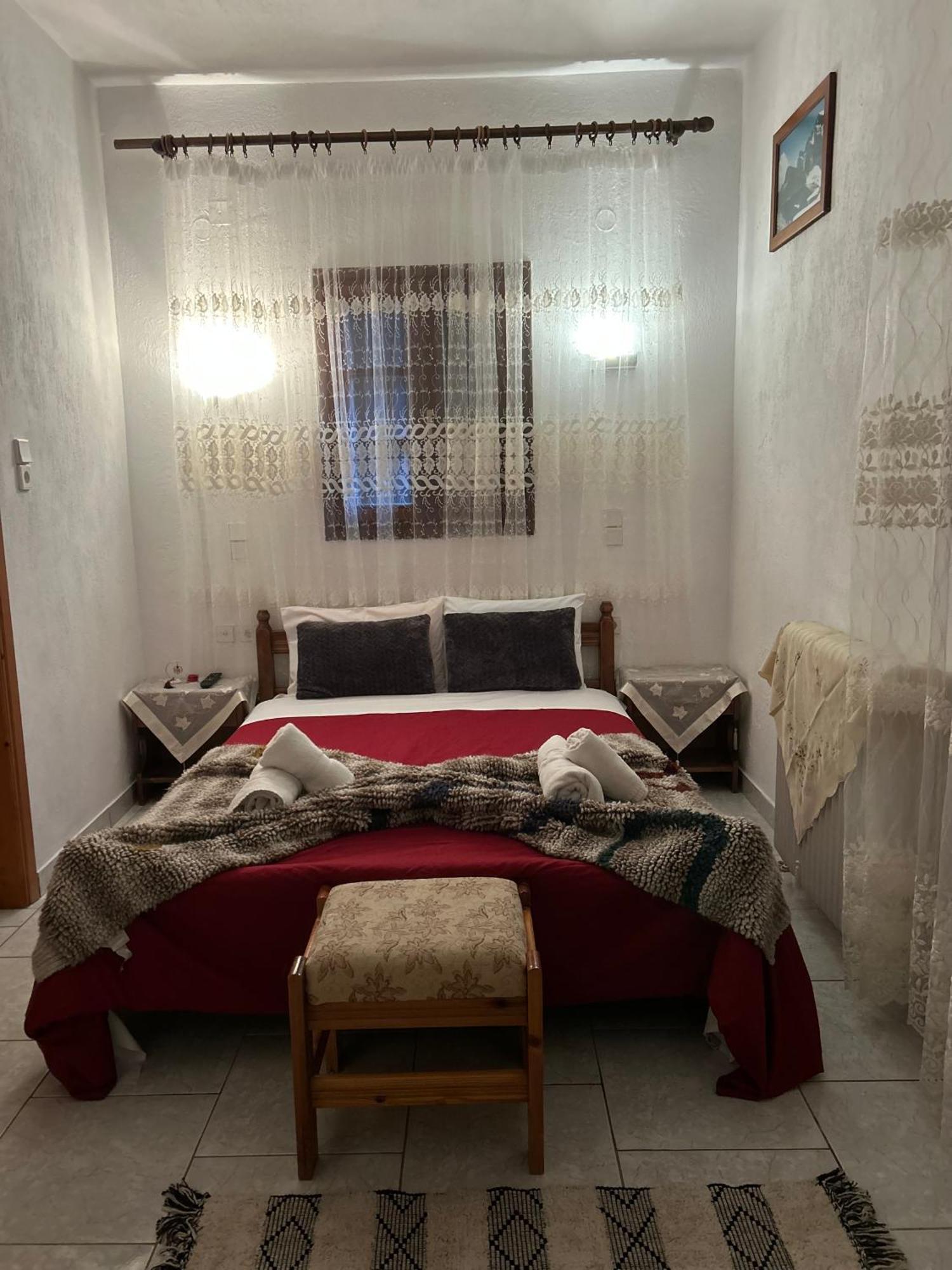 Karpouzis Guesthouse Víkos Extérieur photo